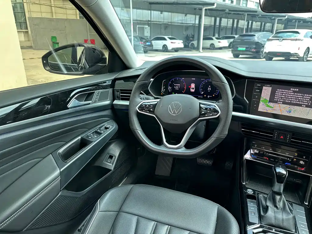 Volkswagen Passat — миниатюра 14