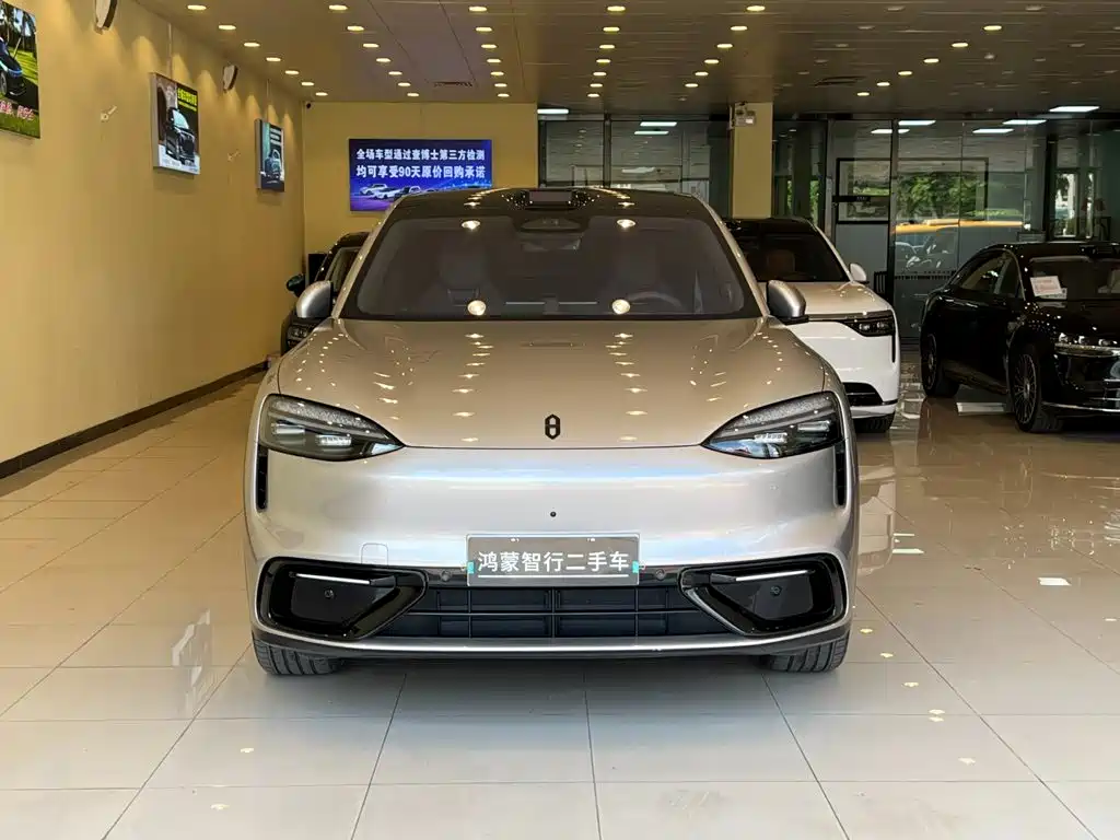 AITO AITO M6 — миниатюра 2