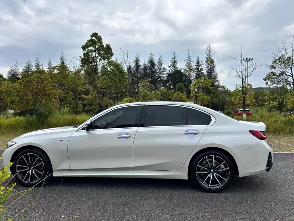 BMW 3 Series — миниатюра 10