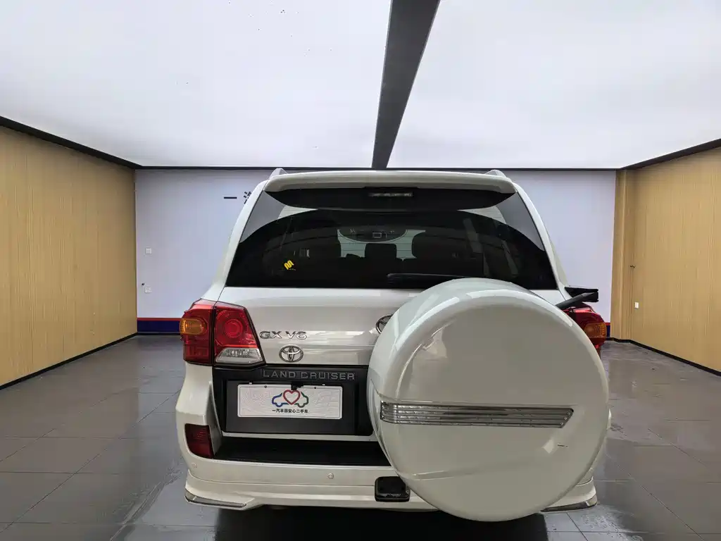 Toyota Land Cruiser 2015 4.0L V6