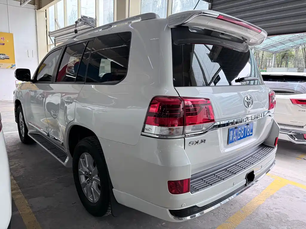 Toyota Land Cruiser — миниатюра 19