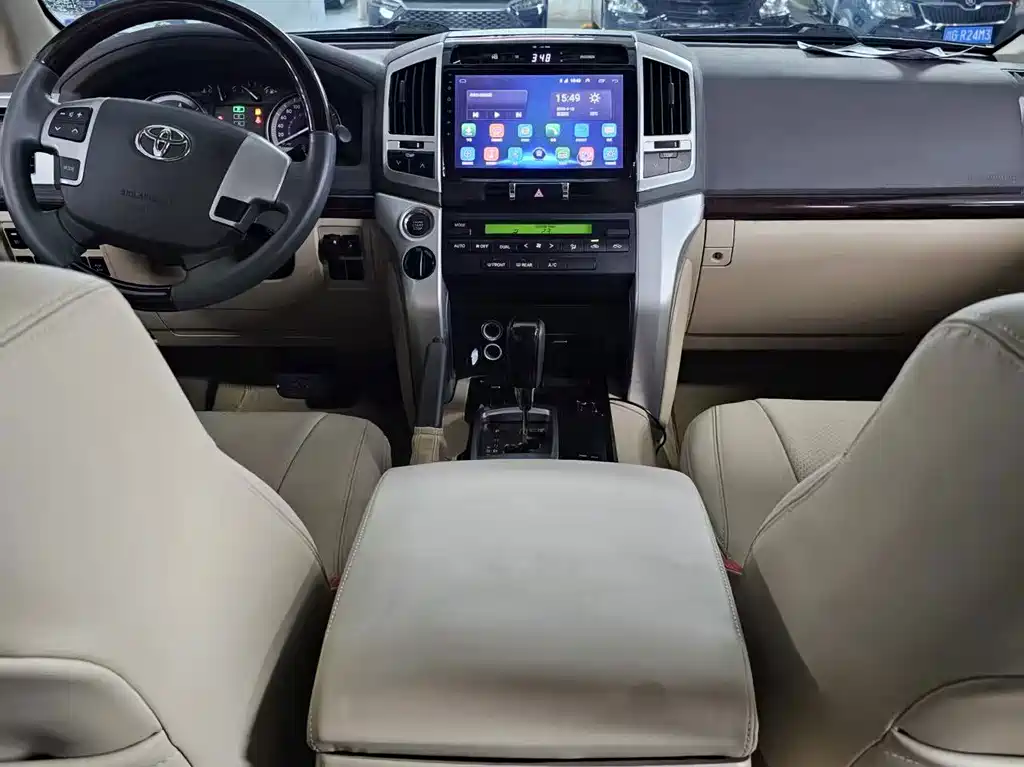 Toyota Land Cruiser — миниатюра 17