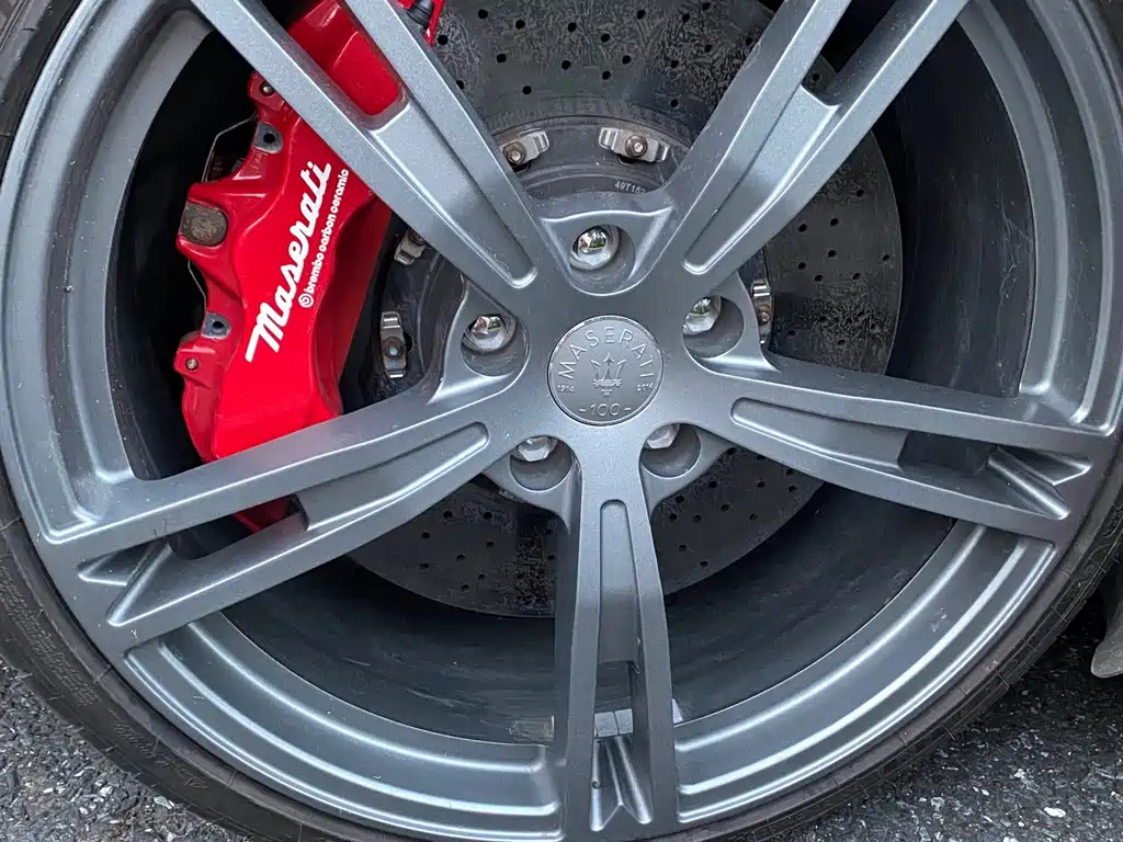 Maserati GranTurismo — миниатюра 7