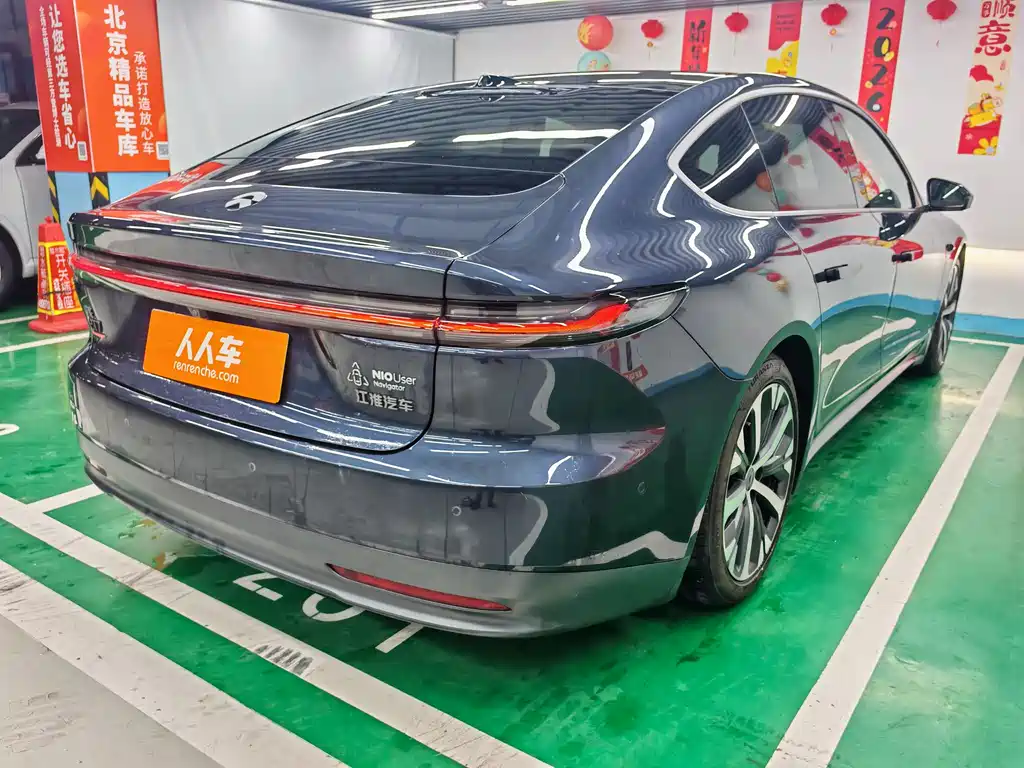 NIO NIO ET7