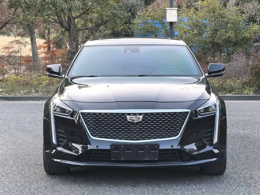 CADILLAC CT6