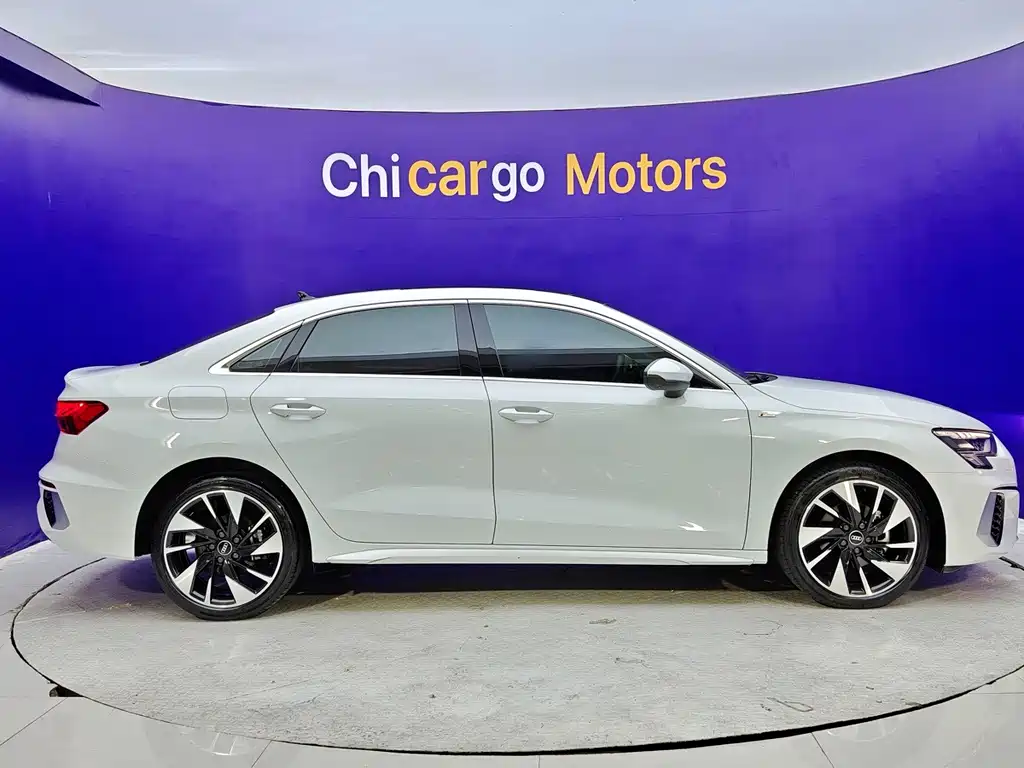 Audi A3 A3L Limousine 35 TFSI Fashion Sport Type, фото 4