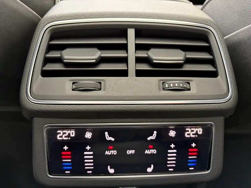 Audi A6L — миниатюра 14