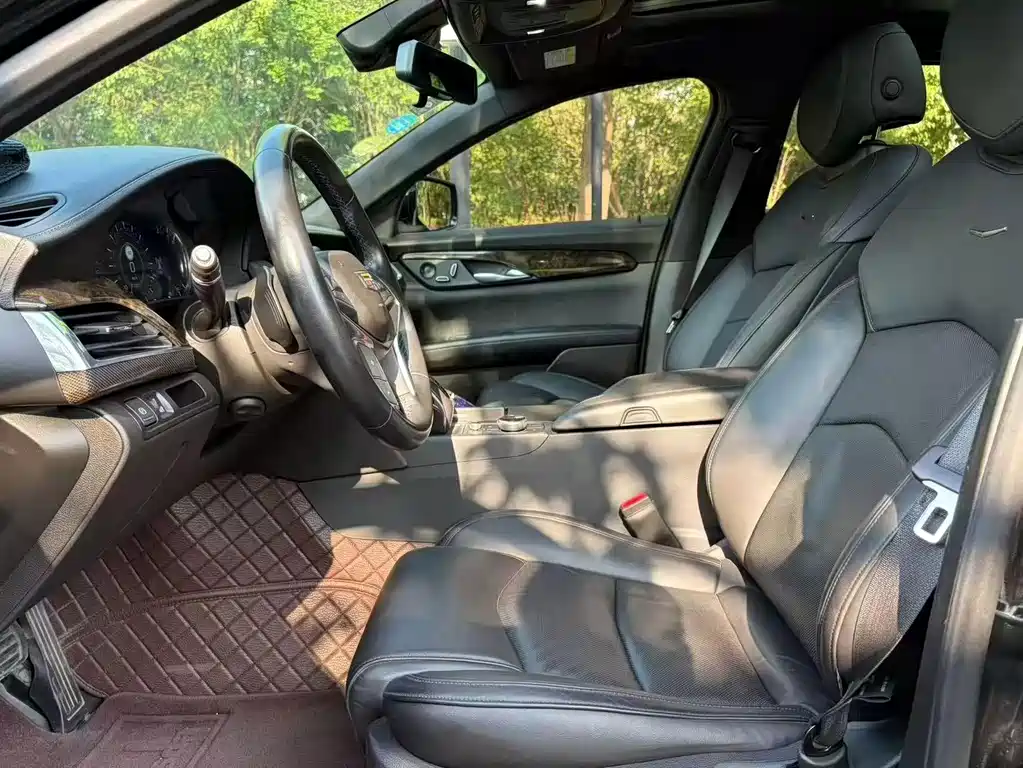 Cadillac CT6 — миниатюра 3