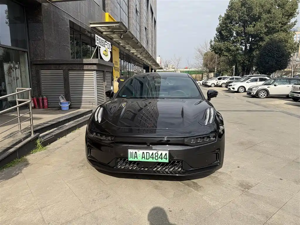 ZEEKR EXTREME KRYPTON 001