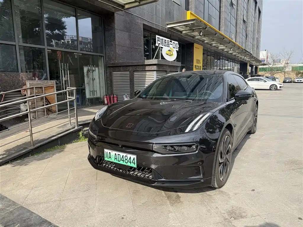 ZEEKR EXTREME KRYPTON 001