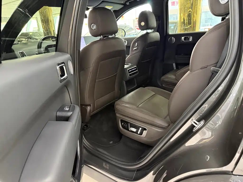Li Auto Li L8 — миниатюра 8