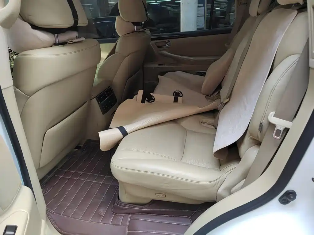 Lexus LX — миниатюра 10