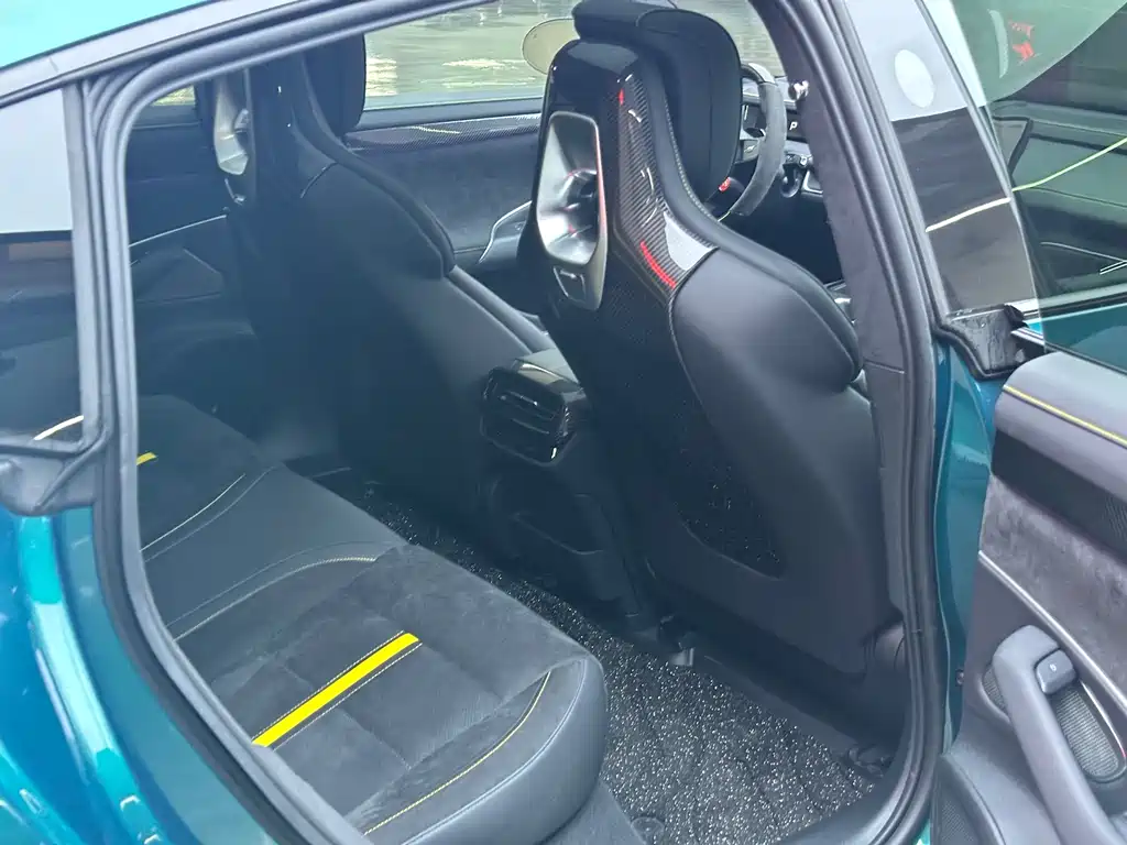 XIAOMI CAR XIAOMI SU7 ULTRA