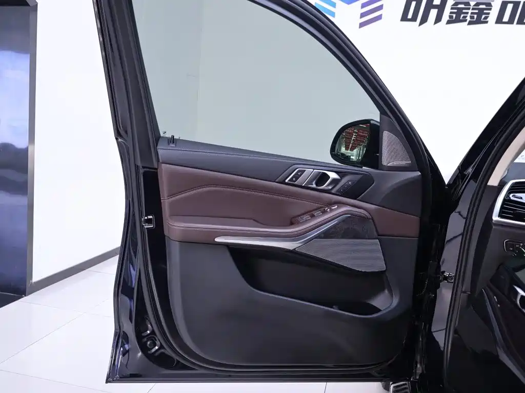 BMW X5 — миниатюра 18