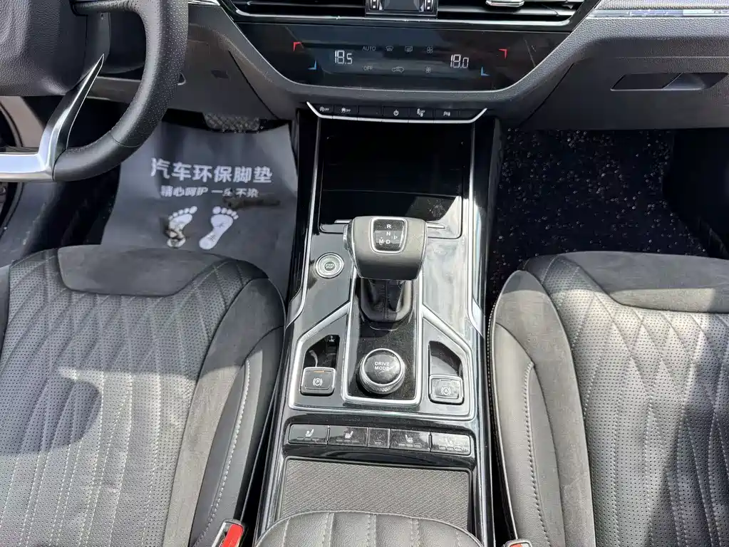 Hongqi Hongqi HS5 — миниатюра 32