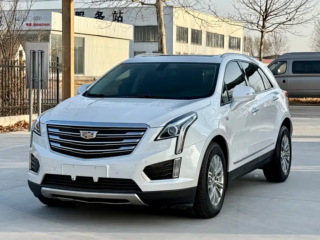 CADILLAC XT5
