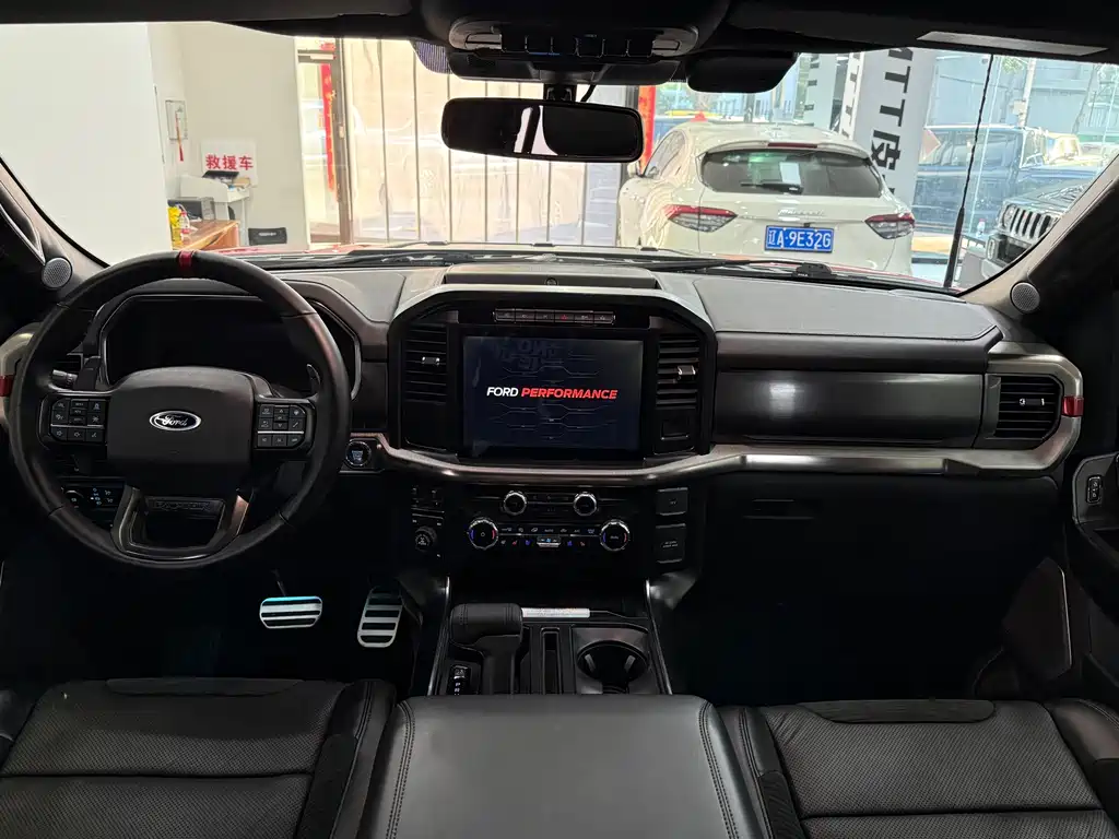 Ford F-150 Raptor — миниатюра 8