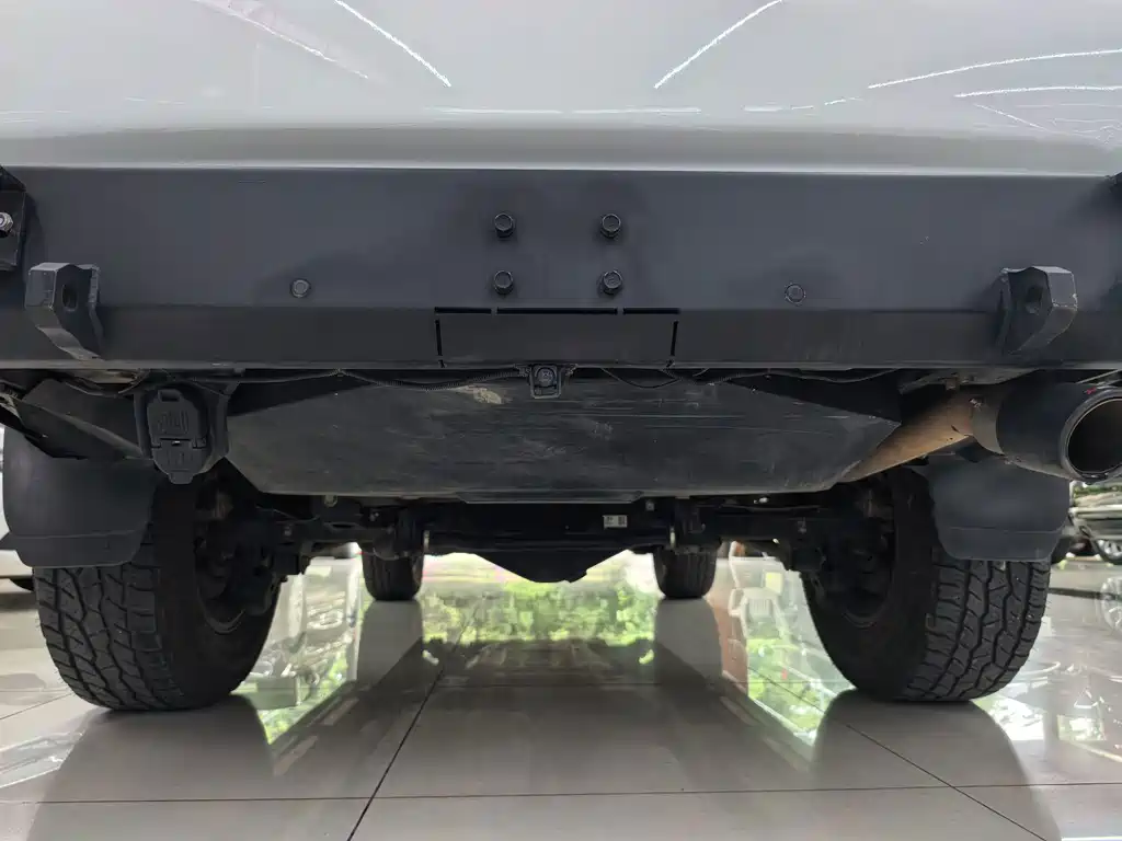 Toyota 4Runner — миниатюра 18