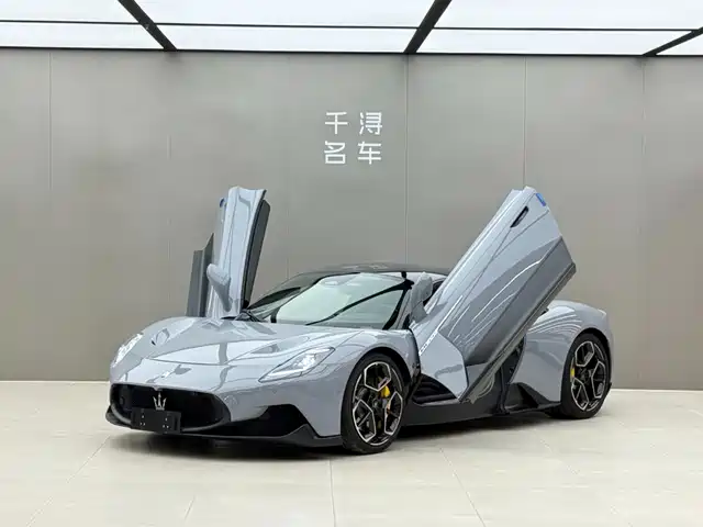 Maserati MC — фото 1