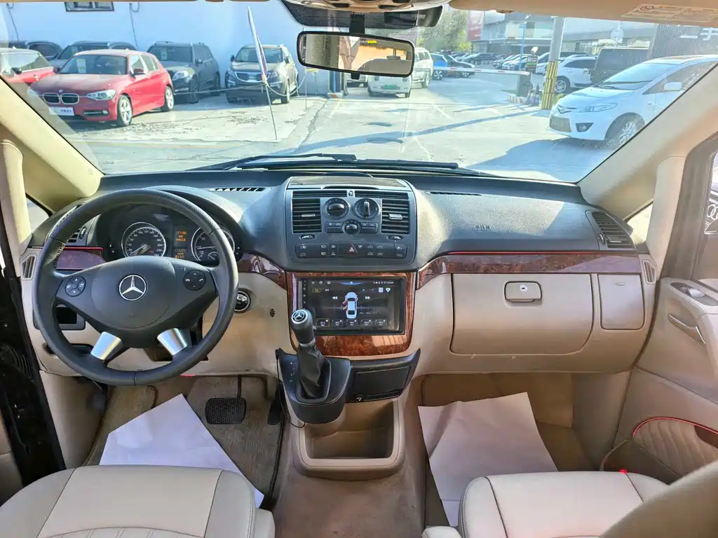 Mercedes-Benz Viano — миниатюра 11