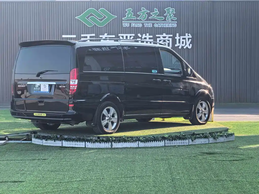 Mercedes-Benz Viano — миниатюра 18