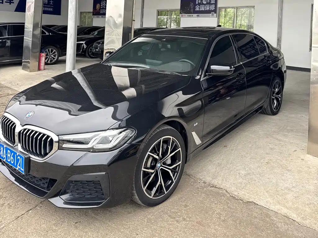 BMW 5 Series 2022
