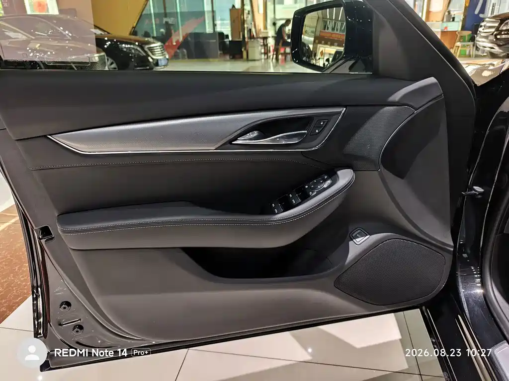 Cadillac CT5 — миниатюра 3