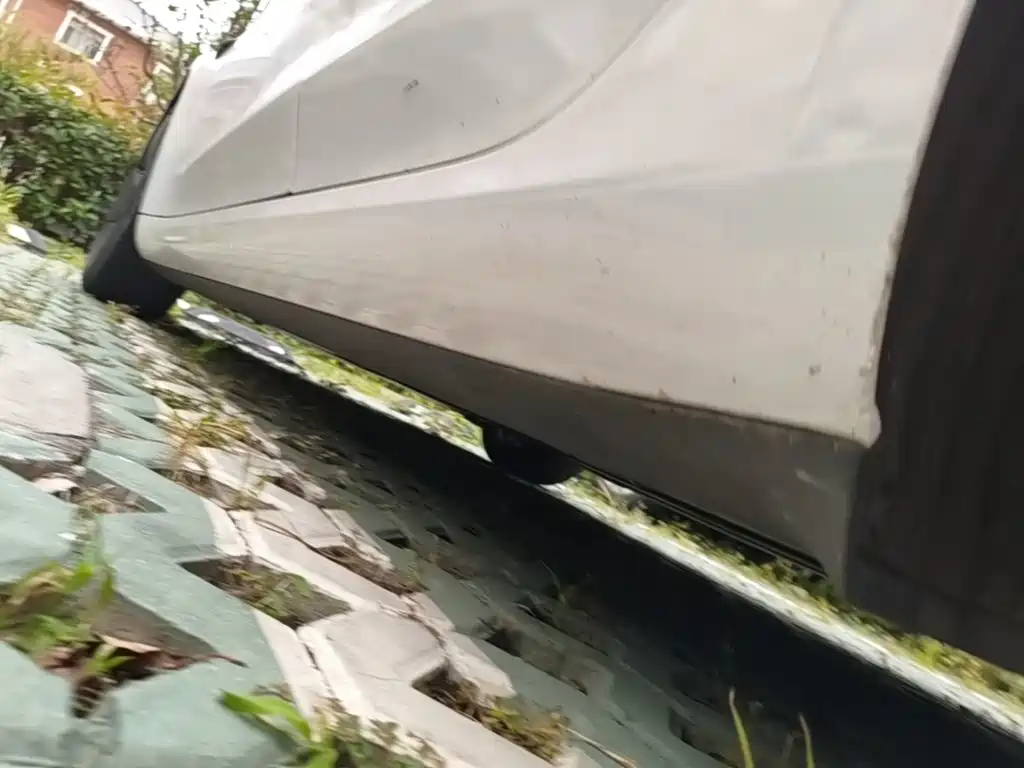 Tesla Model 3 — миниатюра 22