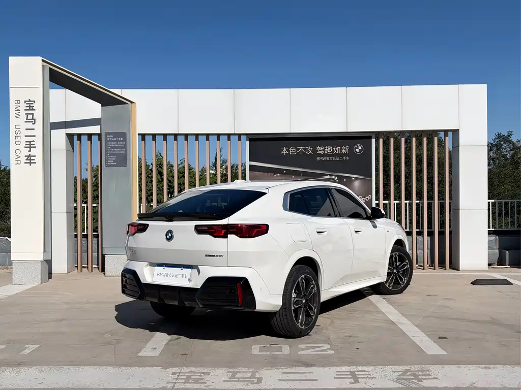 BMW X2 (Import) — миниатюра 4