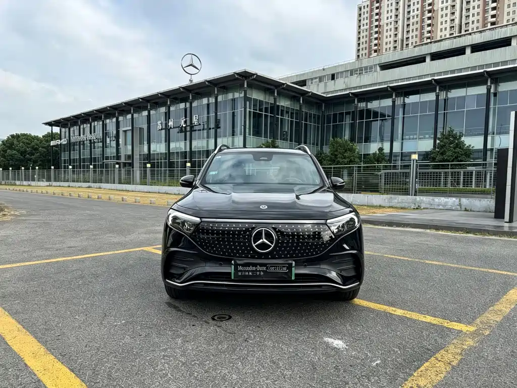 Mercedes-Benz EQB — миниатюра 2