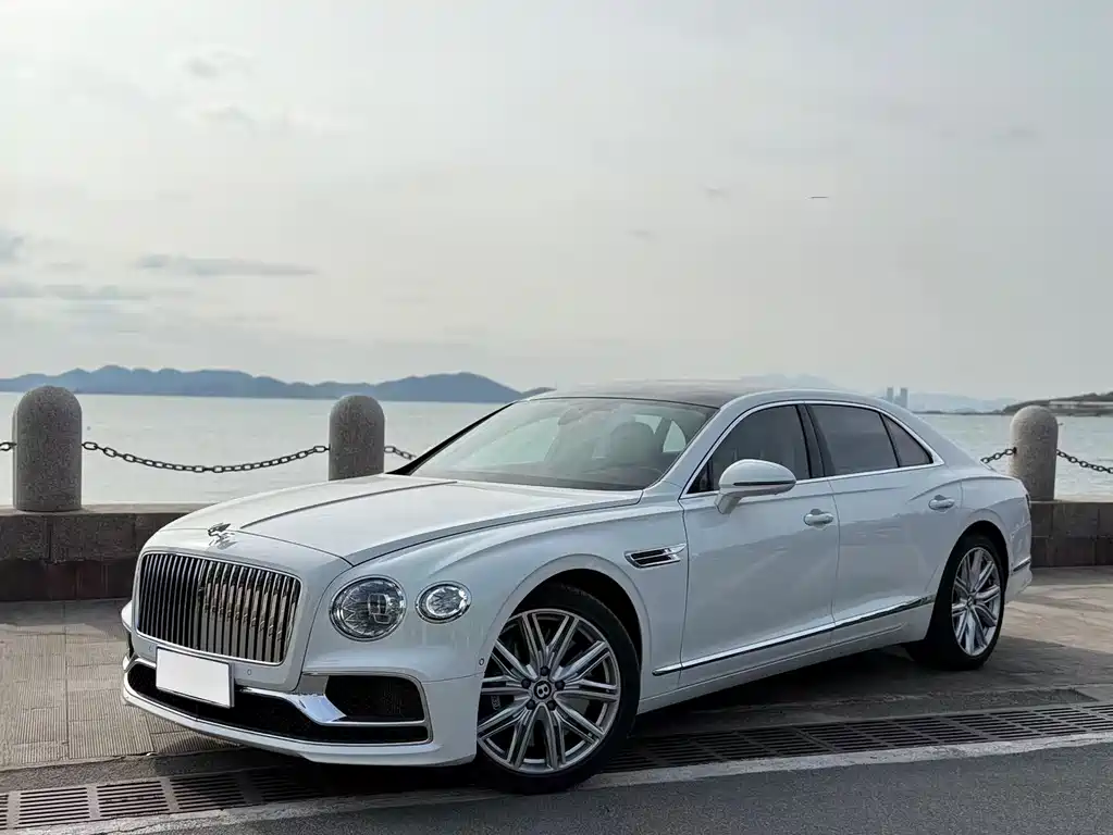 Bentley Flying Spur 2023