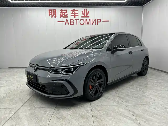 VOLKSWAGEN GOLF 2022