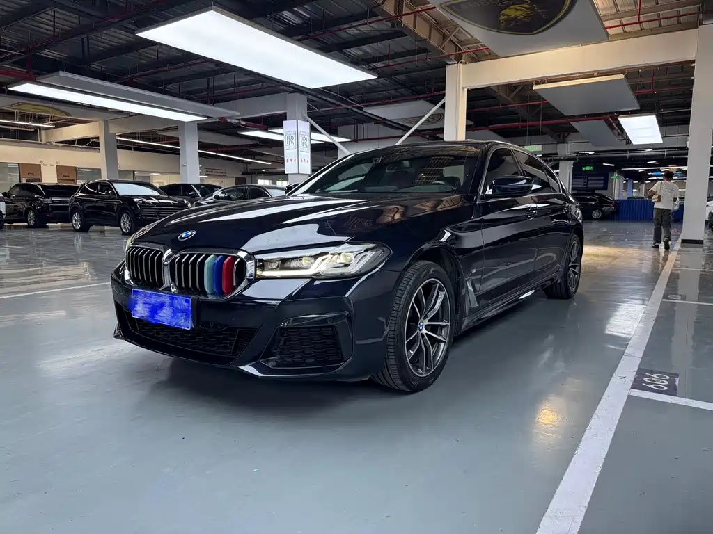 BMW 5 Series 2023