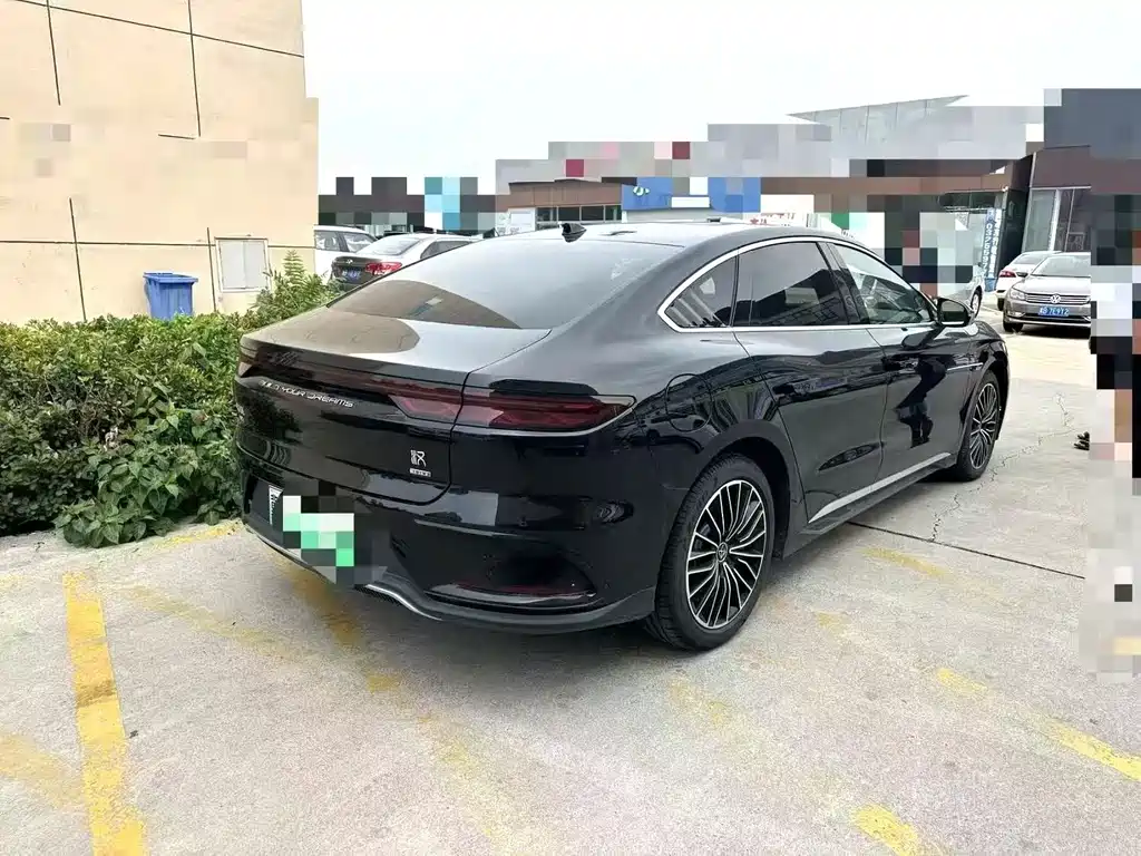 BYD Han — миниатюра 4