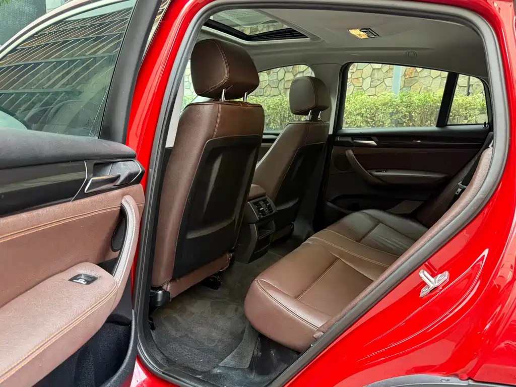 BMW X4 — миниатюра 8