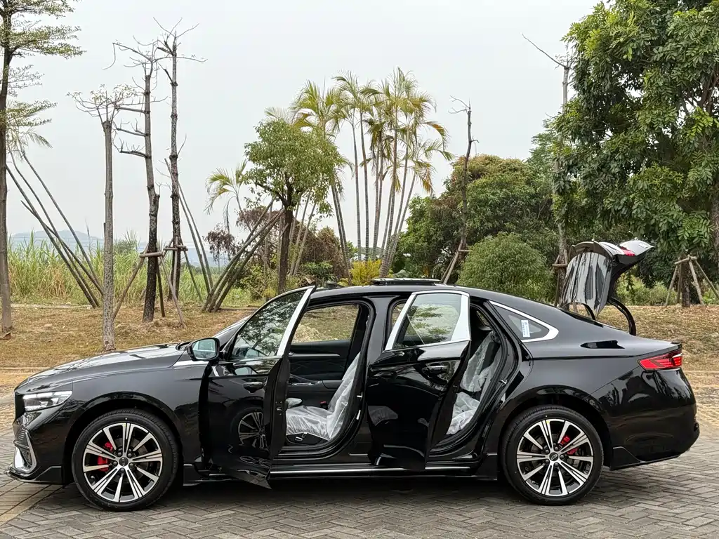 GEELY AUTOMOBILE XINGRUI