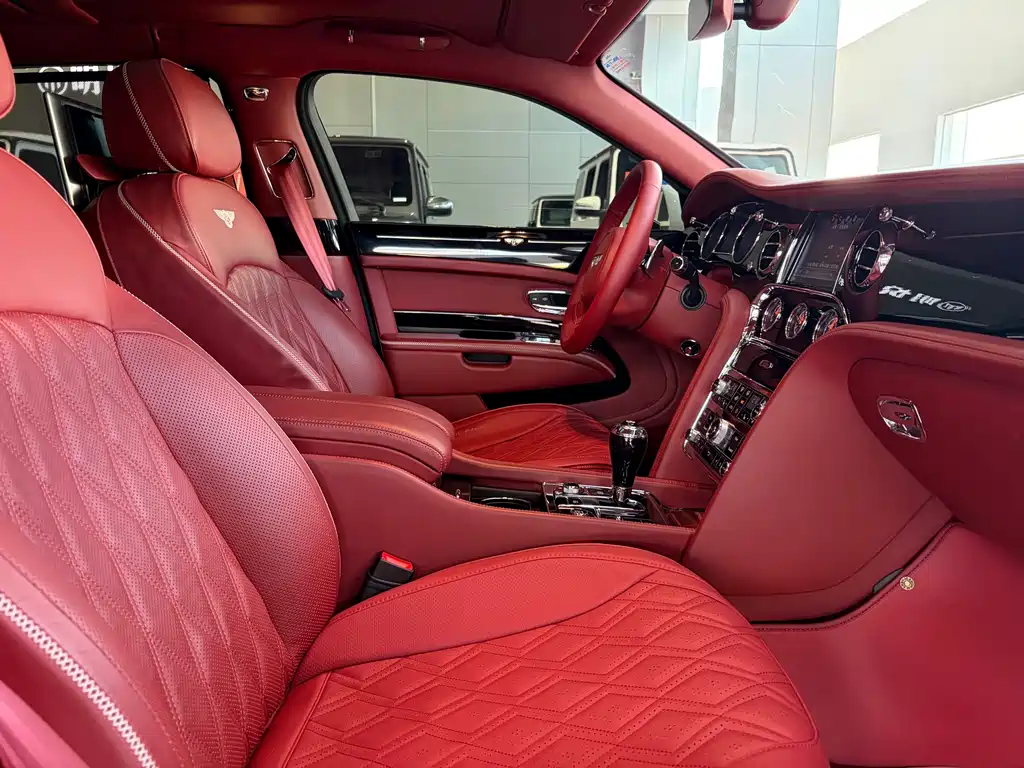 Bentley Mulsanne 6.8T Long Wheelbase Edition, фото 9