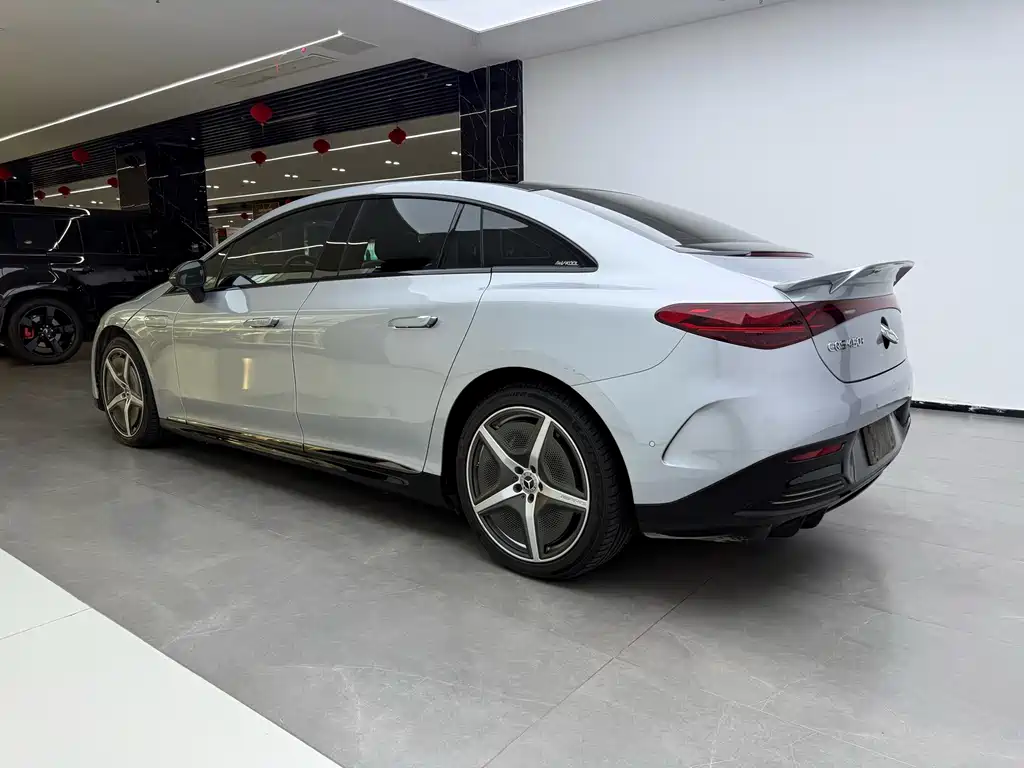 Mercedes-Benz EQE — миниатюра 8