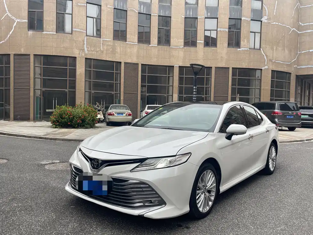 Toyota Camry 2018