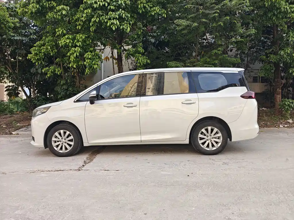 GAC Motor Trumpchi M6 — миниатюра 5