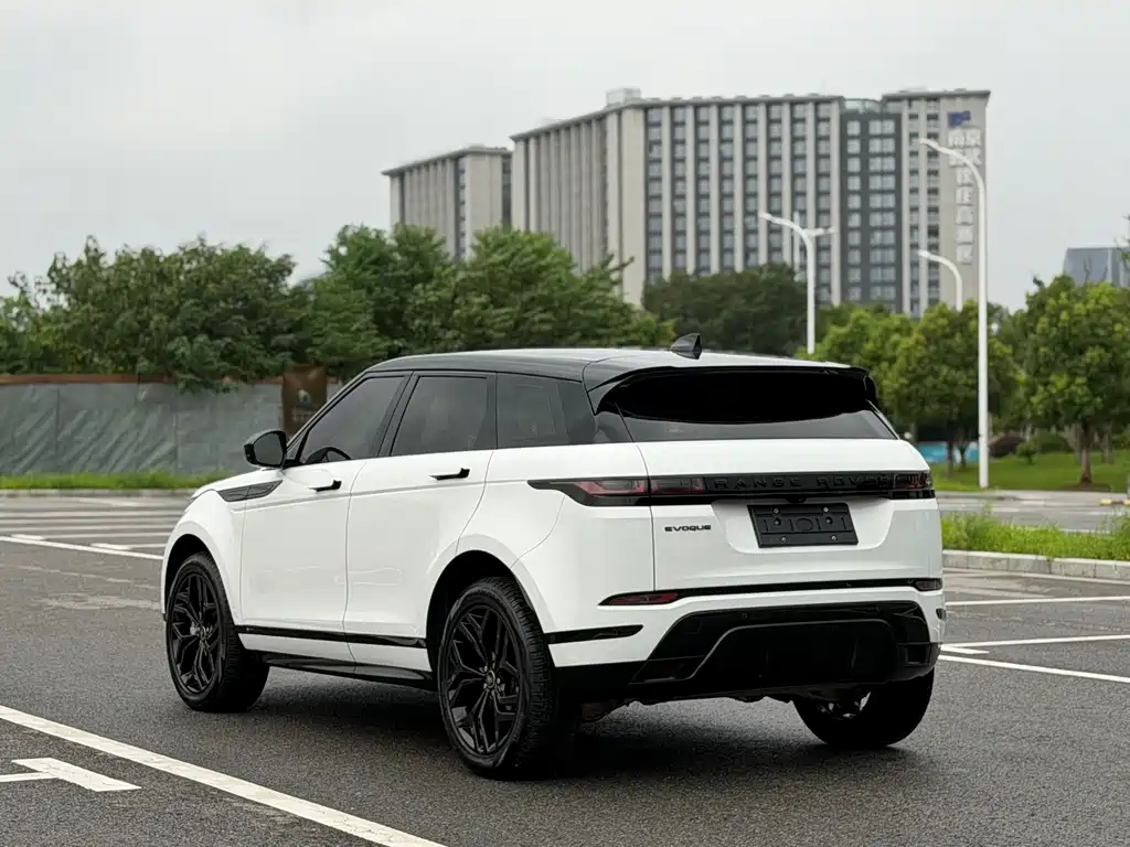 Land Rover Evoque — миниатюра 18