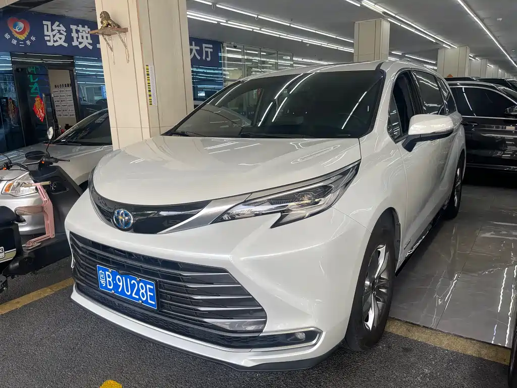 Toyota Sienna 2022