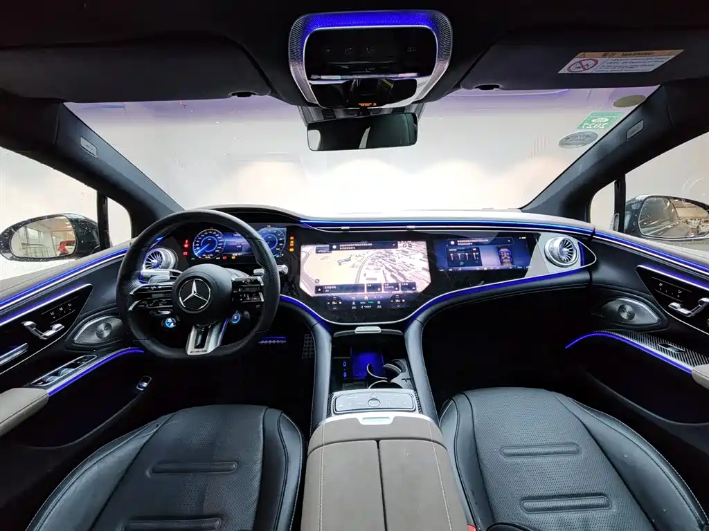 MERCEDES-BENZ EQS AMG