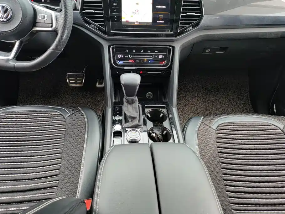 Volkswagen Teramont — миниатюра 16