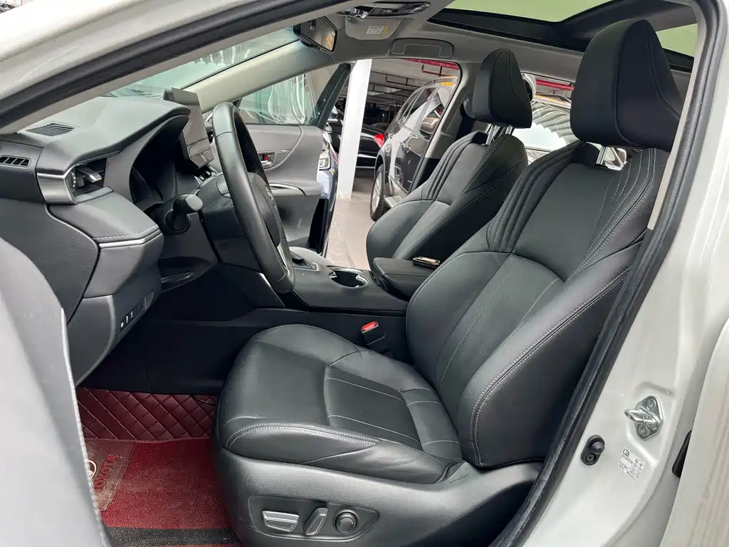 Toyota Harrier — миниатюра 9