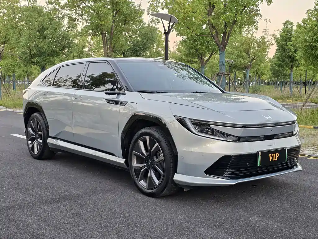 Honda Hiroyo Honda P7 — миниатюра 3