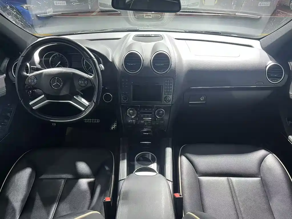 Mercedes-Benz M-Class — миниатюра 9