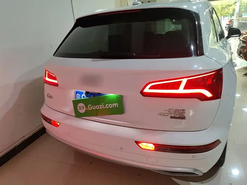 Audi Q5L 2018 40 TFSI V