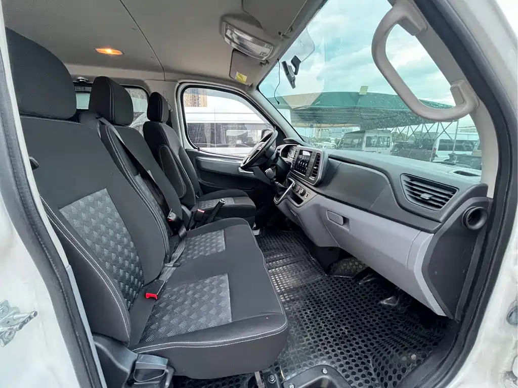 Maxus V80 — миниатюра 8
