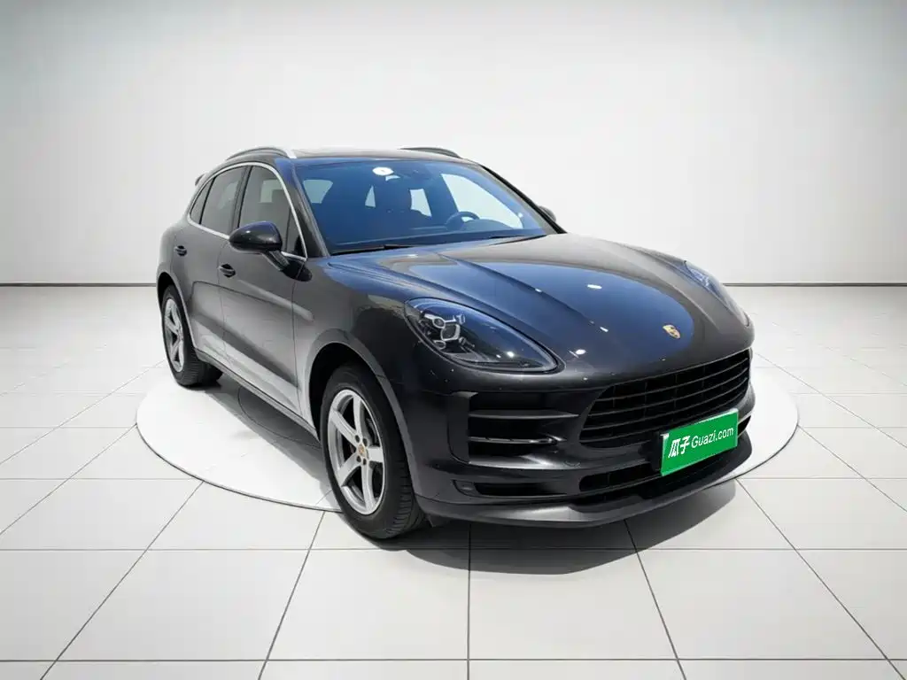 Porsche Macan — миниатюра 3